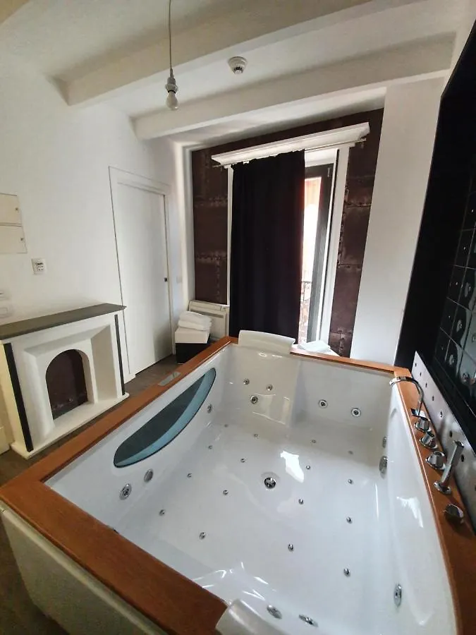 Bed & Breakfast Violà Rooms Cagliari