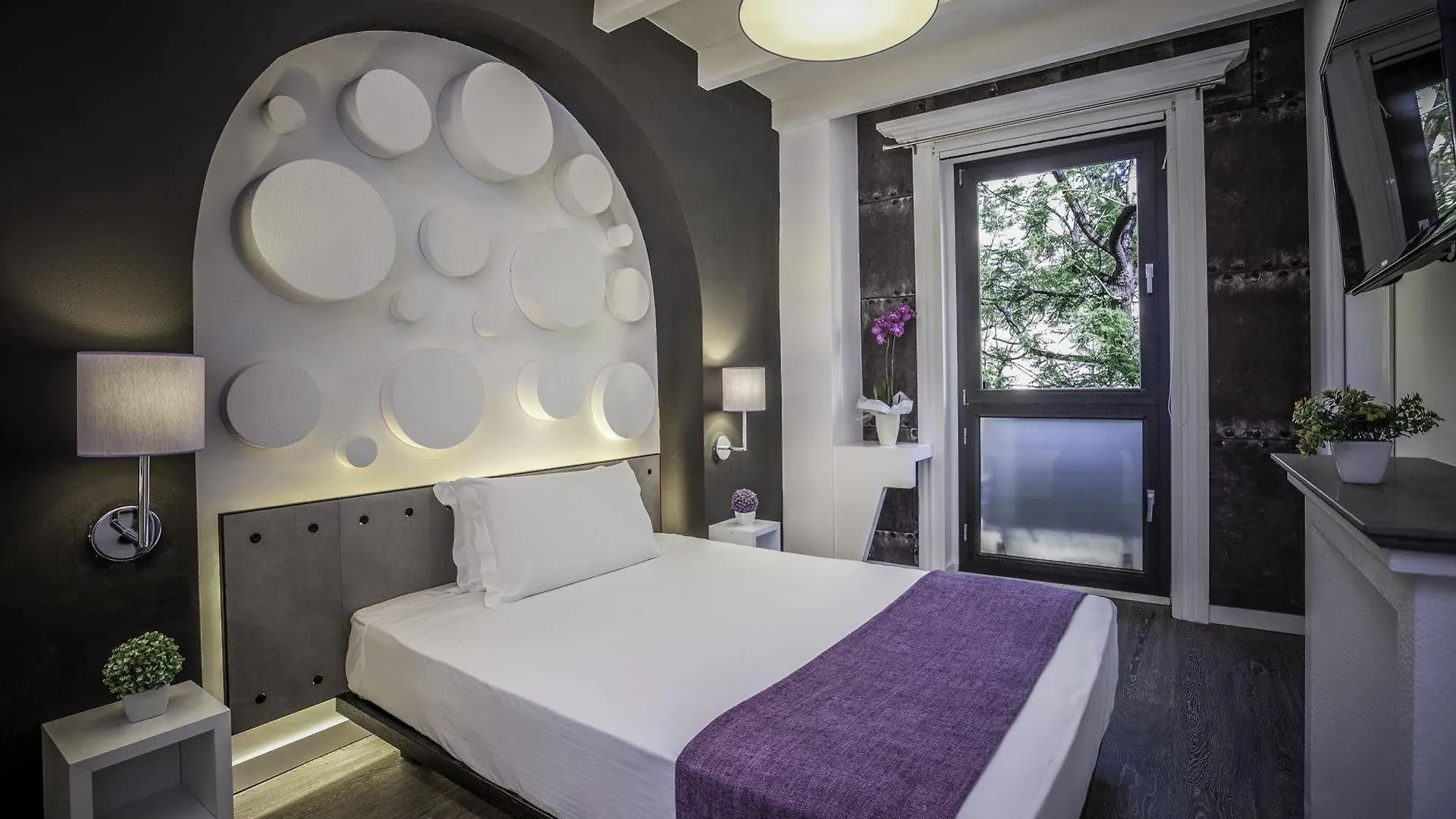 Violà Rooms Cagliari 2*,